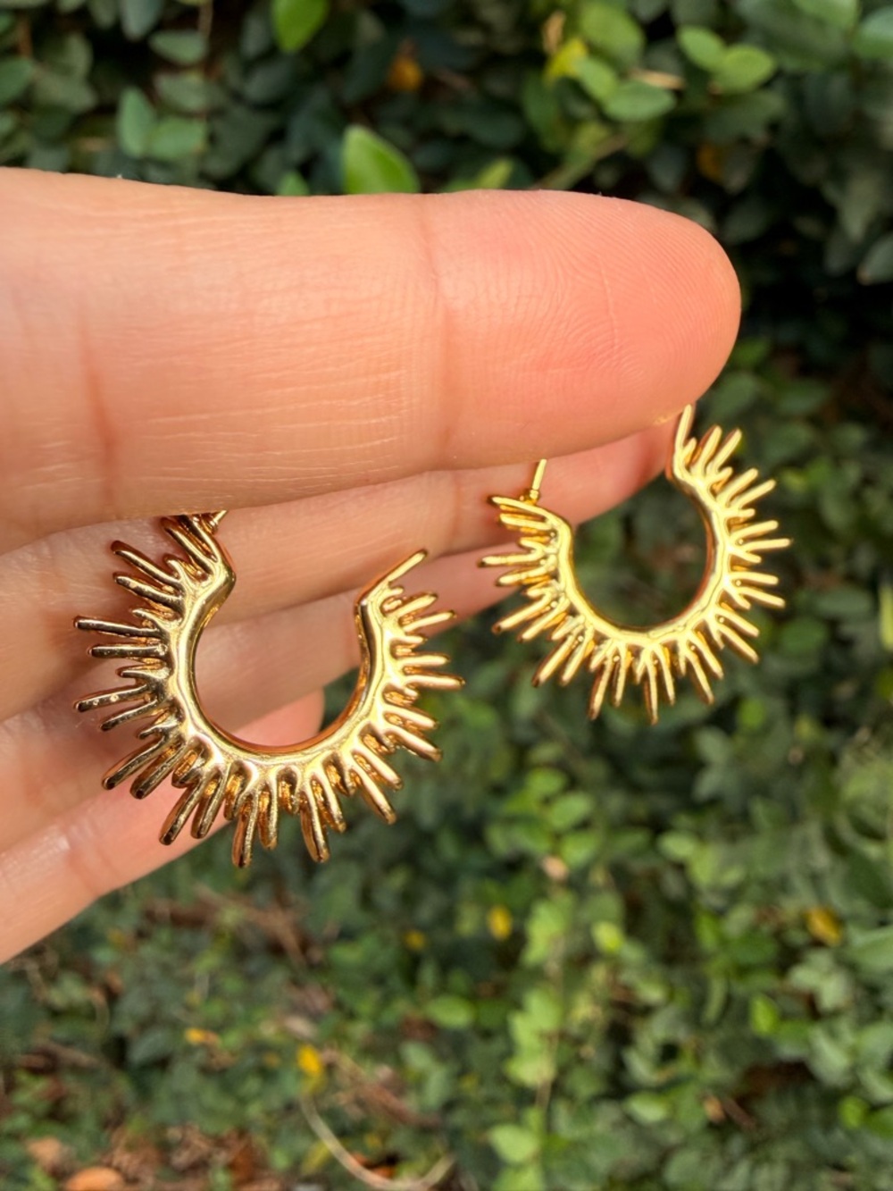 18K Gold Plated Stainless Steel Sunburst Hoop Earrings - Picture 3 of 5